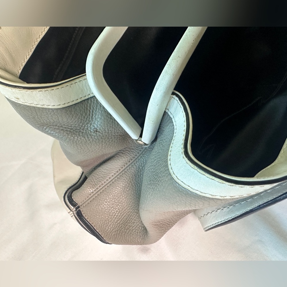 Coach Laura Spectator Tote All Leather Pebble Grain Handbag - Picture 14 of 15